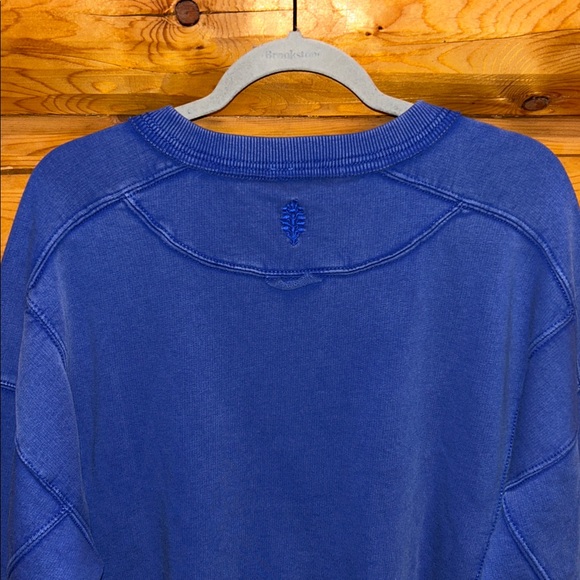 Free People NWT Intercept Pullover Size Medium in Pulse - Picture 10 of 10